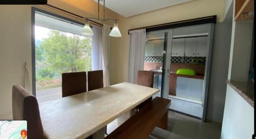 Bandung Villa | Cozy Family Villa