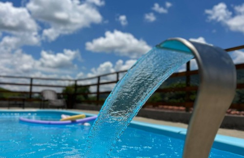 Socorro Cottage | Cozy farmhouse with pool in Socorro with mountain views. Quiet place