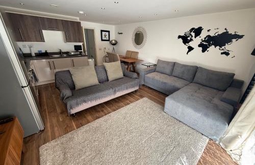 Brent Apartment | Cozy Flat in Harlesden near Wembley