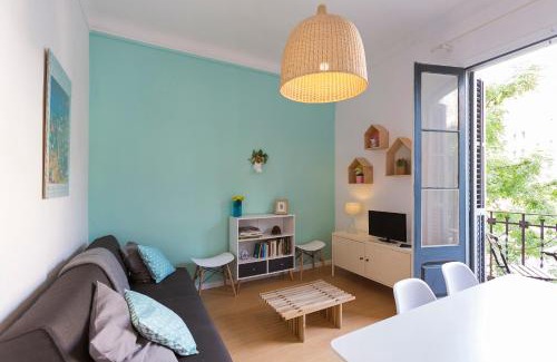La Sagrada Familia Apartment | Cozy Flat With Unbeatable Views to Sagrada Familia