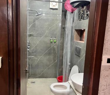 South West Apartment | Cozy Flats Bnb 2 BHK Flat,Near Airport Delhi 003