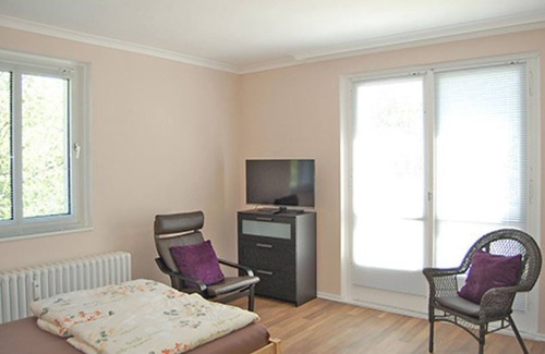 Westend Apartment | Cozy furnished apartment with balcony, quiet, central, long term rental