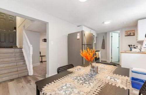 Southwest Edmonton House | Cozy Furnished Room-4 Close to U of A in Edmonton - with Shared Spaces