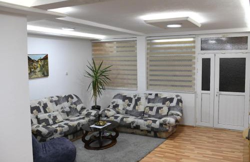 Prizren Apartment | Cozy Garden Villa in Prizren