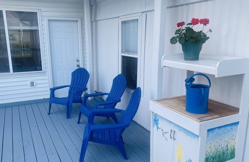 Onekama House | Cozy getaway!