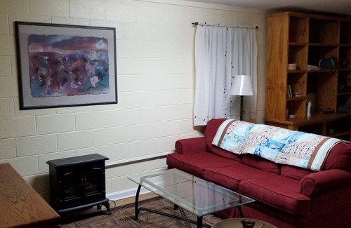 Candler Apartment | COZY GUEST SUITE ON SEPARATE FLOOR & PRIVATE ENTRANCE