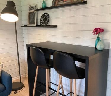 Leknes House | Cozy guesthouse in quiet area of central Leknes