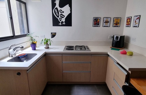 Lalinde Apartment | Cozy Haven in El Poblado, 100mb WiFi & 2 min to provenza.