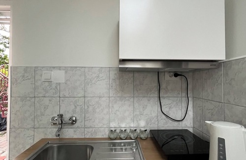 Alsorakos Apartment | Cozy hideaway Budapest w/FREE PARKING