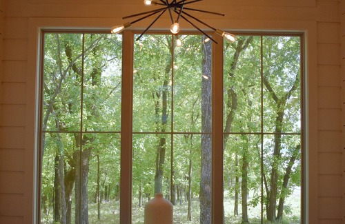 Hoyt House | Cozy Hilltop Hideaway at Lake Eufaula. Back deck Hot tub and balcony Lakeview!