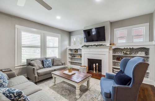 Jefferson House | Cozy Historic Hideaway - a beautifully restored 100+ year-old home.