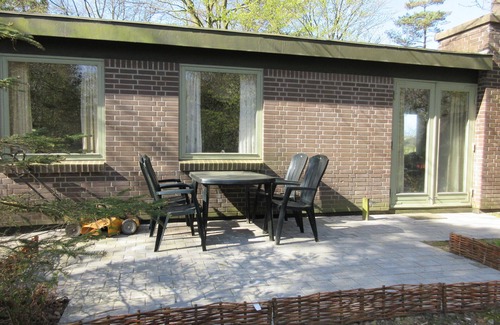 Ejerslev Cottage | Cozy holiday house located close to Ejerslev Harbour. Egen row boat.