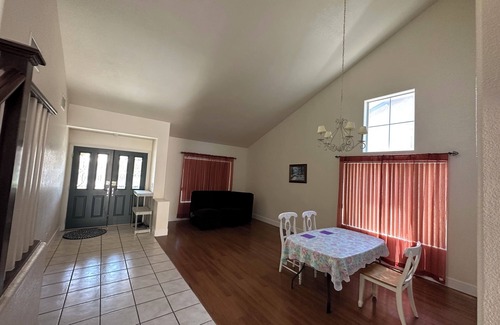 Spring Valley House | Cozy Home 2-3