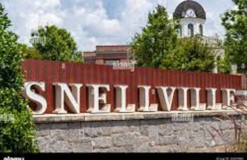 Centerville House | Cozy Home away from Home