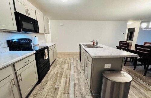 Southport House | Cozy Home Away in Southport!