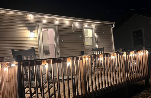Chillicothe House | Cozy home close to park and YMCA. Kid & Pet Friendly - fenced in backyard.