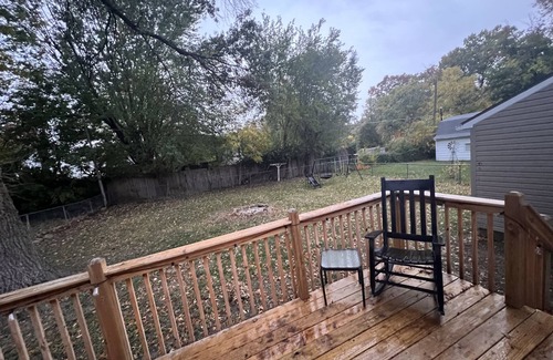 Chillicothe House | Cozy home close to park and YMCA. Kid & Pet Friendly - fenced in backyard.