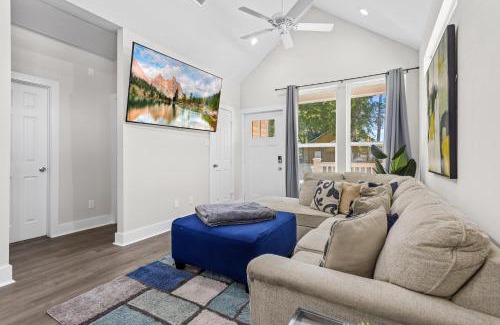 Northside House | Cozy Home for Groups Near Dtown l Major Hotspots