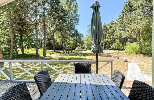 Oster Somarken House | Cozy home in Aakirkeby with WiFi