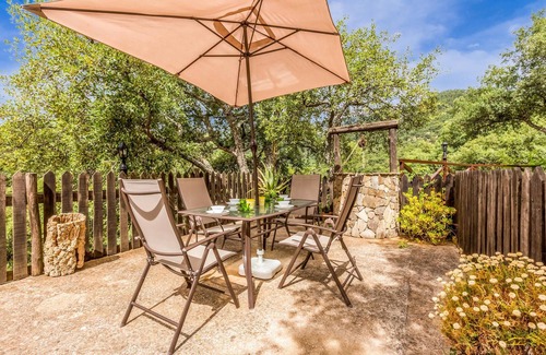 Algatocin House | Cozy home in Algatocin with kitchenette