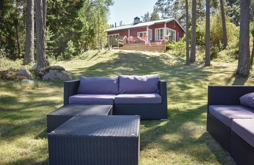 Djurhamn House | Cozy home in Djurhamn with WiFi