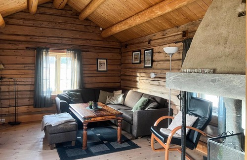 Hundorp House | Cozy home in Fåvang with WiFi