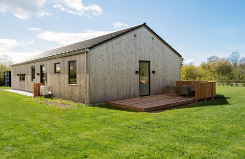 Havnsø House | Cozy home in Føllenslev with WiFi