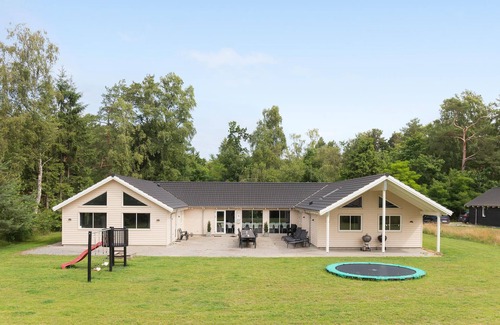 Frederiksvaerk House | Cozy home in Frederiksværk with sauna