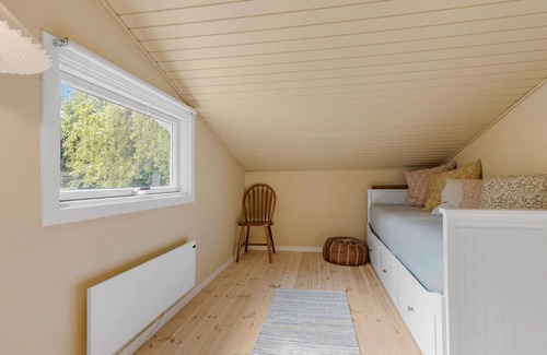 Udsholt House | Cozy home in Græsted with kitchen