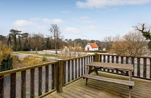 Hasle House | Cozy Home In Hasle With Kitchen