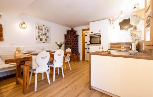 Klostar Ivanic House | Cozy Home In Klostar Ivanic With Sauna