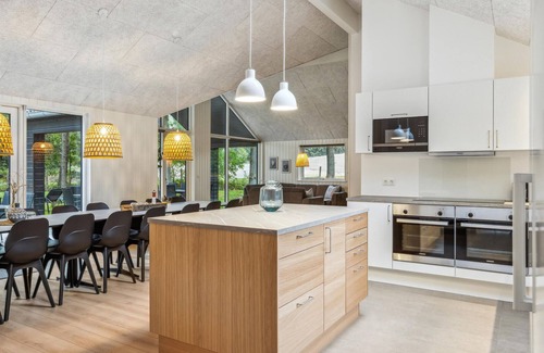 Krakow am See House | Cozy home in Krakow am See with sauna