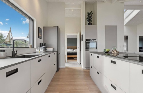 Lemvig House | Cozy home in Lemvig with house sea view