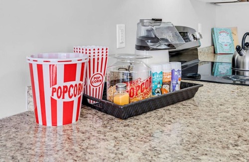 Thorold House | Cozy Home in Niagara 10 mins from Falls and Brock