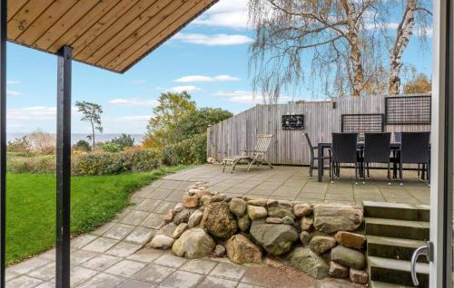 Nykobing Sjaelland House | Cozy Home In Nykøbing Sj With Kitchen