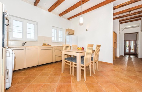 Sibenik House | Cozy home in Radonic with WiFi