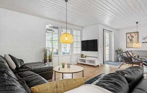 Lodbjerg Hede House | Cozy Home In Ringkøbing With Sauna