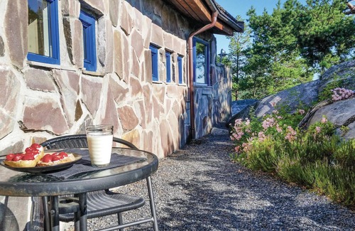 Risor House | Cozy home in Risør with sauna