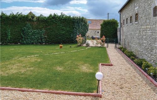 Trie-Chateau House | Cozy Home In Trie-Château With Wifi