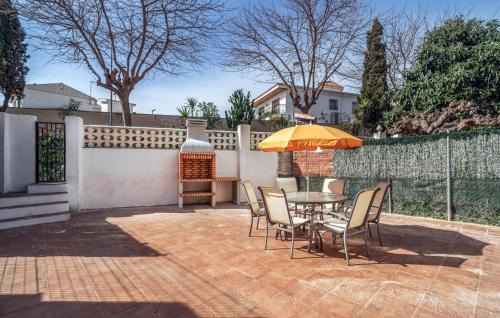 Vinaros House | Cozy Home In Vinaroz With Wifi