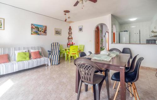 Vinaros House | Cozy Home In Vinaroz With Wifi
