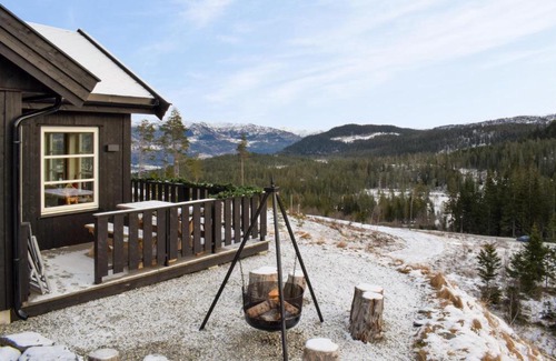 Voss House | Cozy Home In Voss With Kitchen