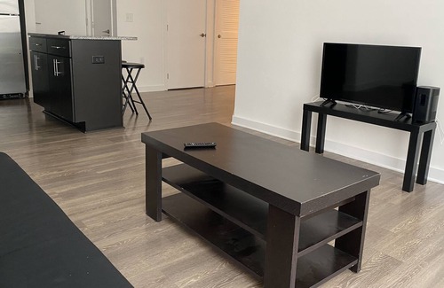 Derwood Apartment | Cozy home minutes away from the metro!