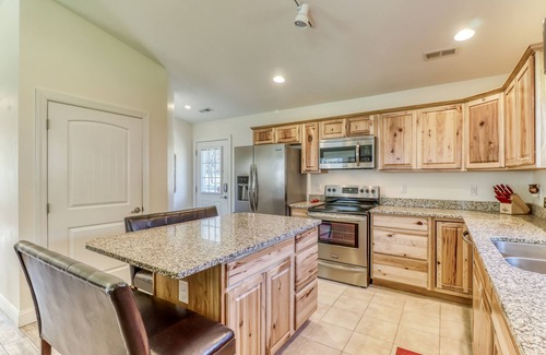 Whittier Cottage | Cozy home w/deck, fireplace & hot tub - riverfront access