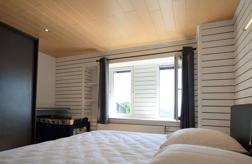 Rochehaut House | Cozy home with view and hottub