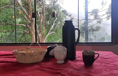 Itamonte Cottage | Cozy house in Fragaria, MG overlooking the Itatiaia National Park.