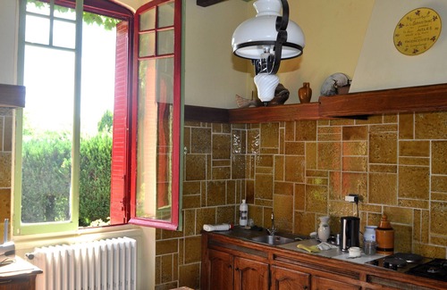 Longchamp Villa | Cozy house in the countryside, park and tennis, billiards, Côte des vins