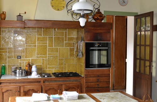 Longchamp Villa | Cozy house in the countryside, park and tennis, billiards, Côte des vins