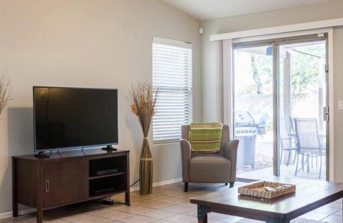 Avondale House | Cozy house near stadium with pool heater, BBQ