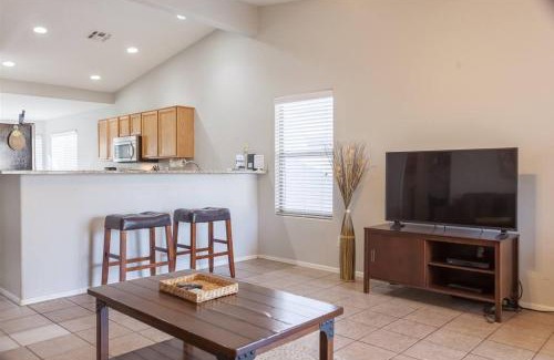 Avondale House | Cozy house near stadium with pool heater, BBQ